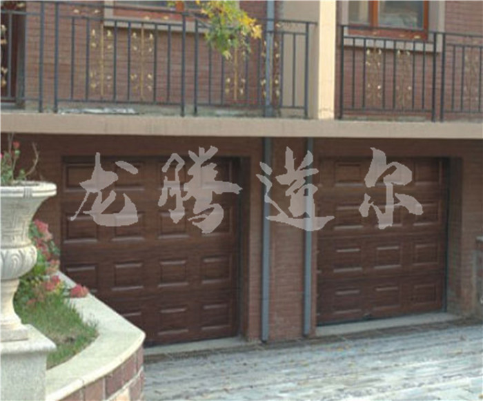 别墅车库门
